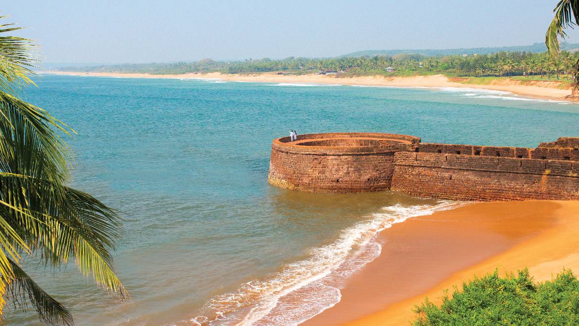 Candolim beach