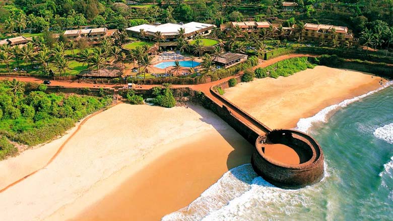 Sinquerim Beach  